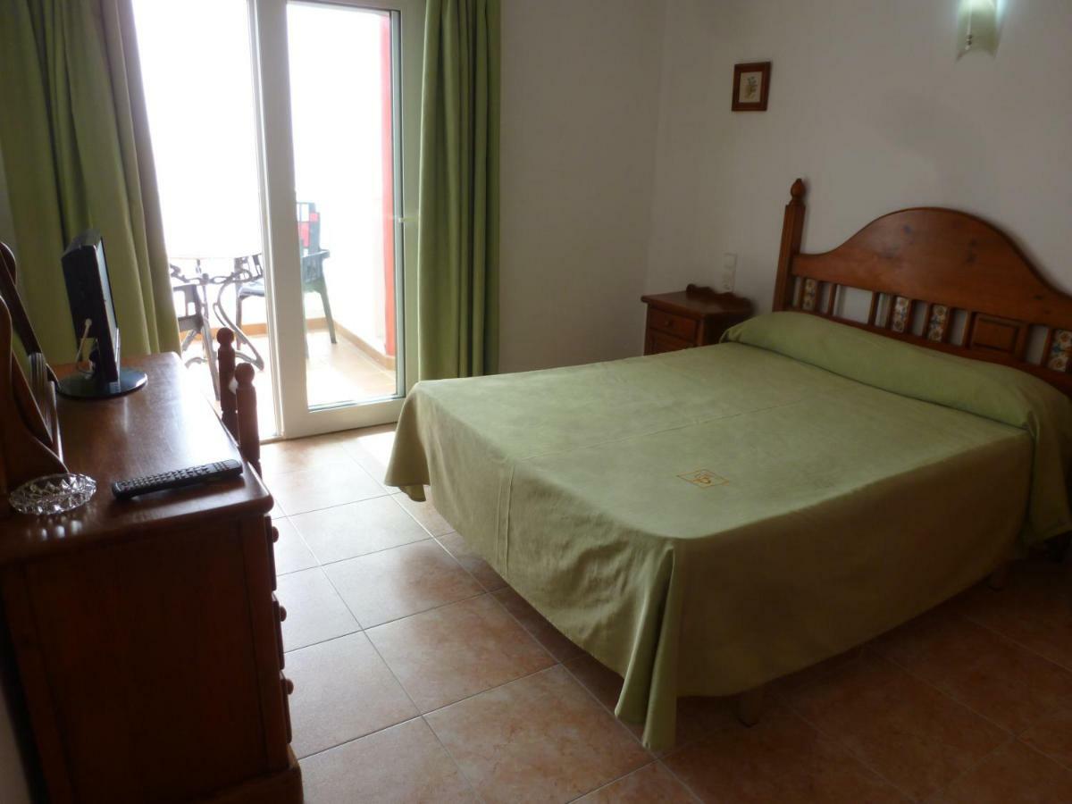 Hostal Cortes Garrucha Exterior foto